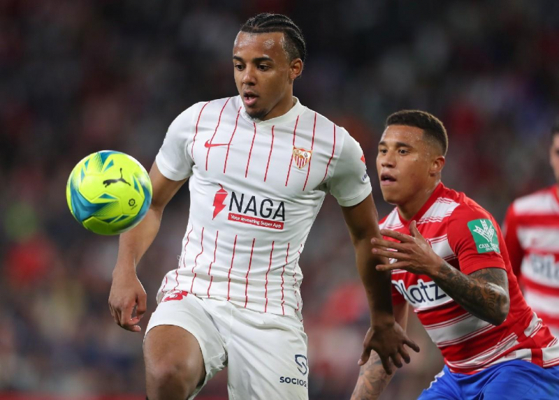 加盟在即?罗马诺称孔德将接受巴萨开出的个人条款