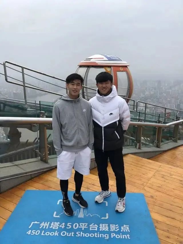 陈俊乐与戴伟浚的友谊开始于17年前,两人都曾远赴英伦逐梦