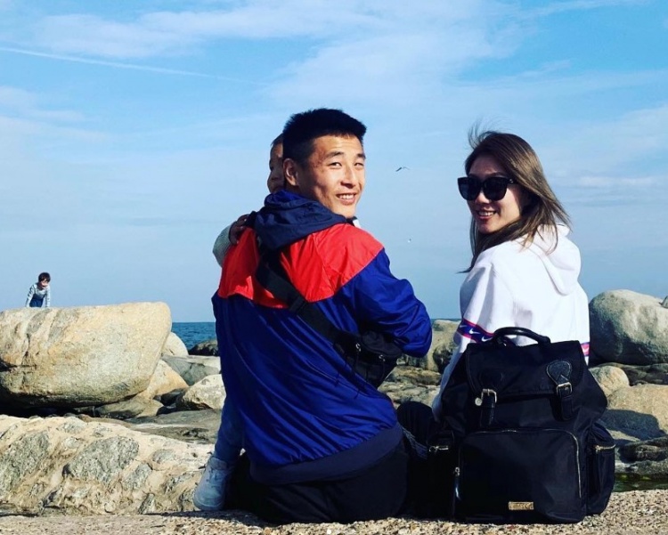 知情人士谈武磊回国：没人帮忙带孩子是原因之一