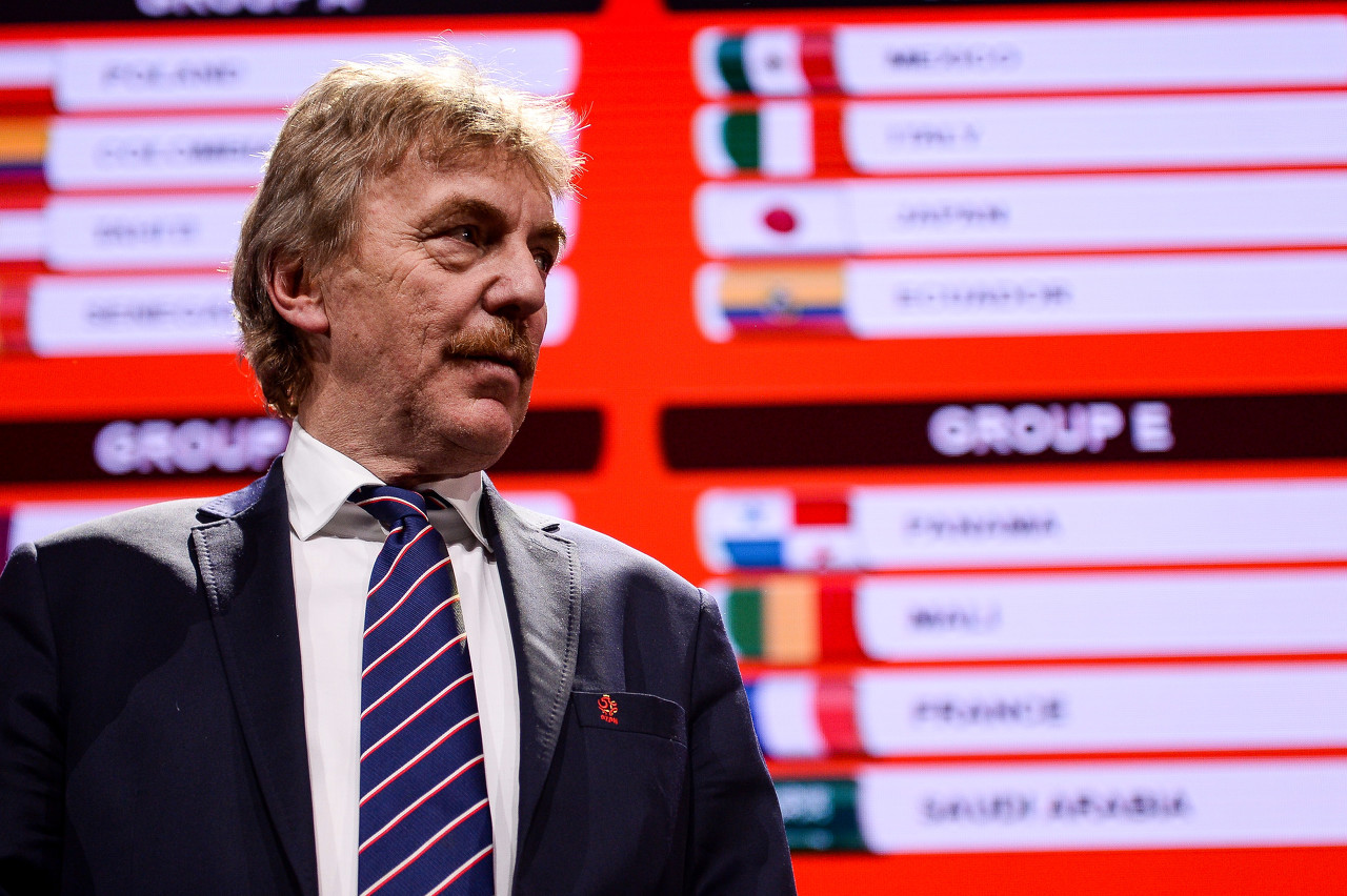 博涅克:很好奇C罗会去哪里 扎鸟能踢得比弗拉霍维奇更好