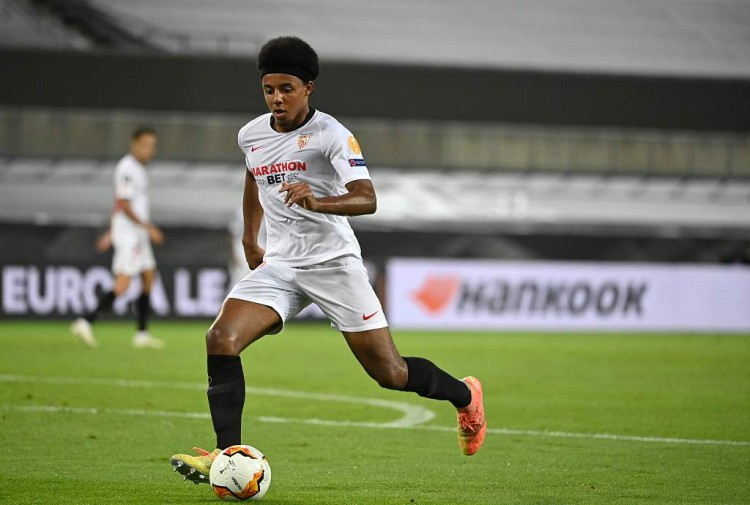 记者:巴萨准备超5000万欧报价孔德,与哈维谈话后球员愿等巴萨