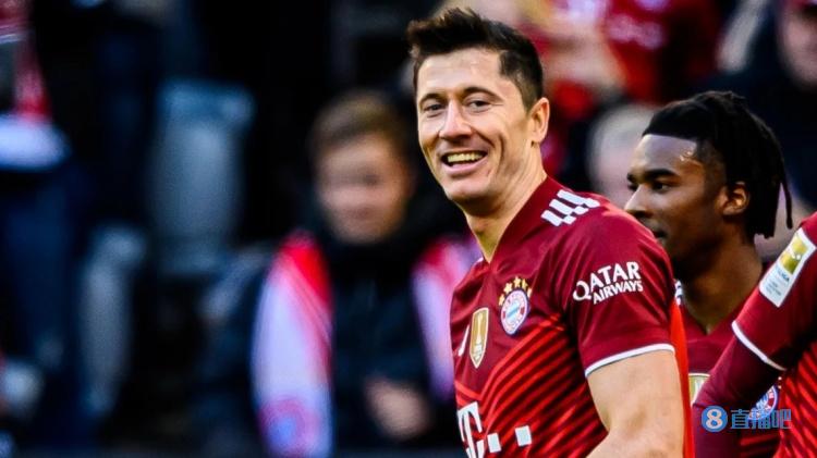 莱万好友:不知罢训的传闻从何而来 俱乐部高于球员但不会高于人