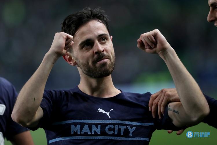 被问及未来问题,B席:只要在曼城踢球,我一直会奉献自己的一切