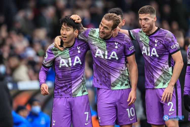 库卢塞夫斯基谈孙兴慜金靴:在赛前大家就说过要把球传给他