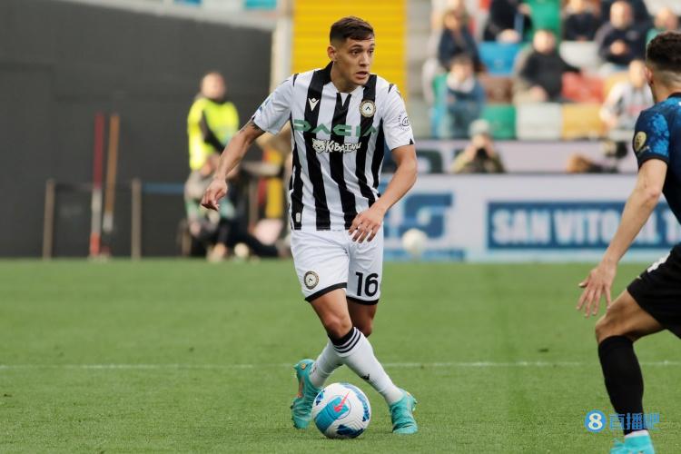 记者:莫利纳已离开乌迪内斯集训营,下周一接受马竞体检