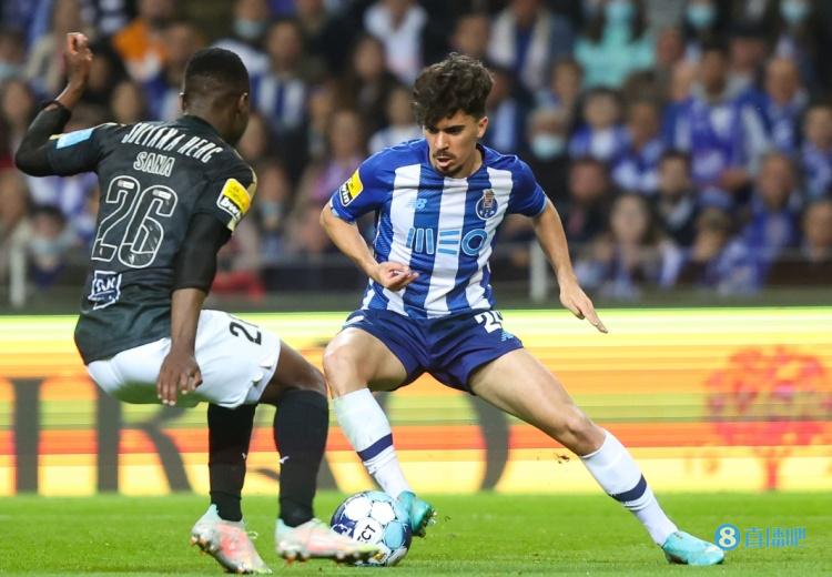 维蒂尼亚：与MNM一起踢球既是梦想也是享受，新赛季希望多多上场