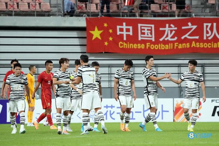 韩媒:中韩两国足球差距再次扩大,韩国队展现出压倒性优势