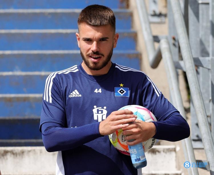 图片报:利物浦考察汉堡20岁克罗地亚中卫武斯科维奇