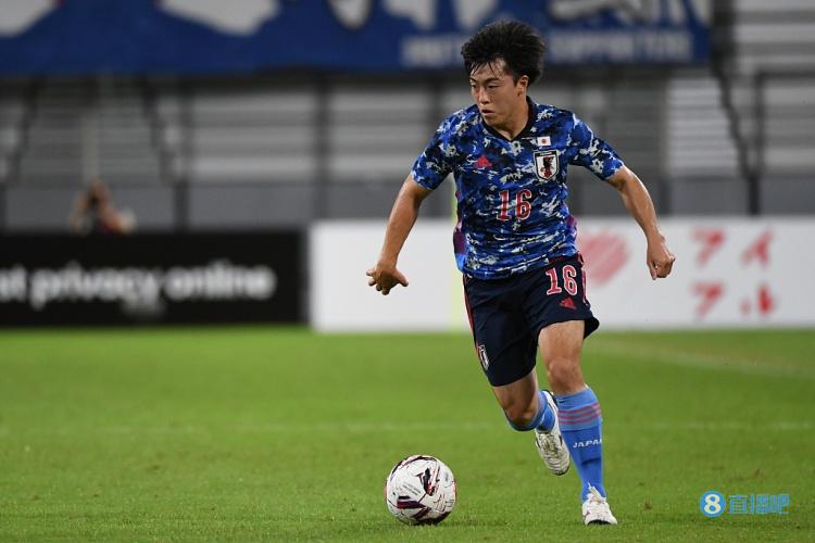相马勇纪:世预赛水平比东亚杯高 阿森西奥的射门让我印象深刻