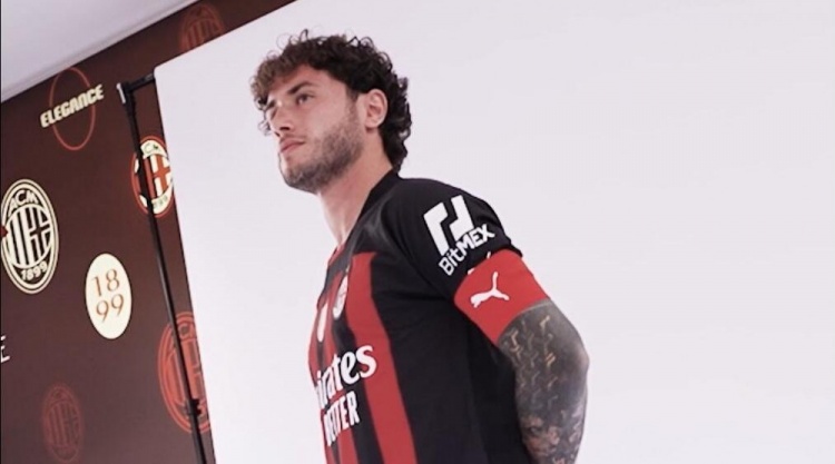 官方:卡拉布里亚担任AC米兰新任队长