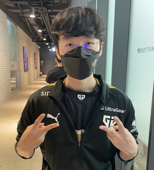 Peanut：有一些只有T1能玩的英雄，对此准备了针对性的BP环节