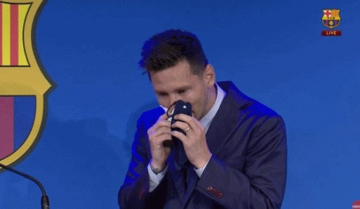 队报记者:自去年梅西离队后,球员和拉波尔塔方面没有再接触