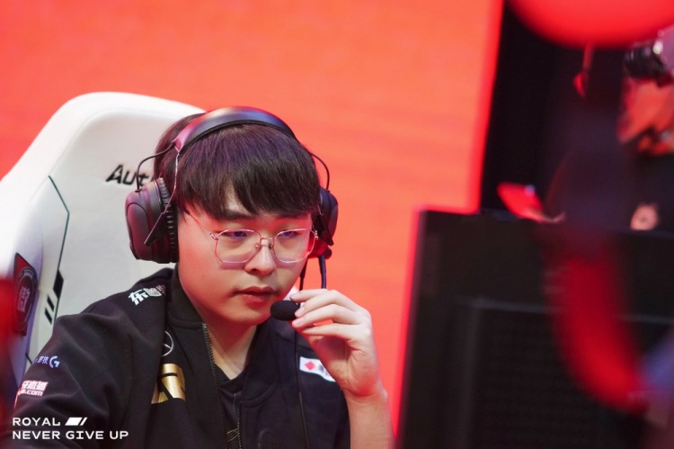 比哈特大放异彩!Breathe团战发挥行云流水