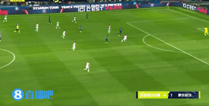 梅西助攻内马尔破门,但因越位被取消