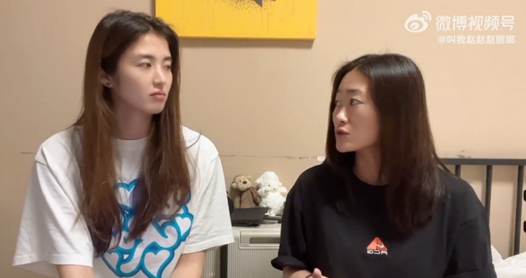 吴海燕：看到大家拿亚洲杯冠军很羡慕 运动员爱美化妆很正常