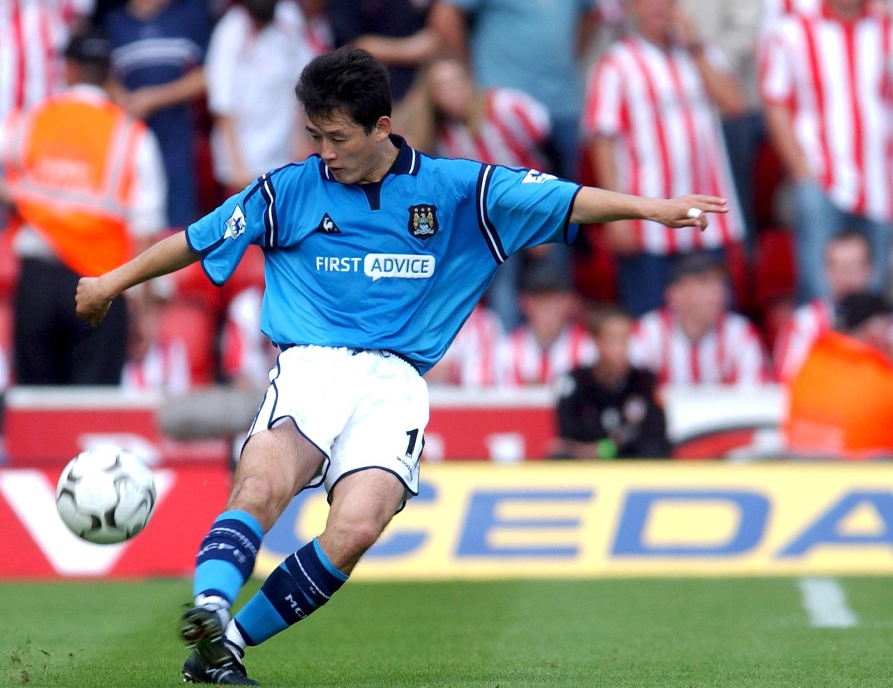 中国球员欧洲顶级联赛出场榜：孙继海123场第一，武磊72场第二