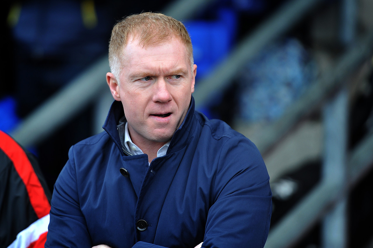 破大防!斯科尔斯社媒怒喷曼联中场:该死的转身摆脱对手啊