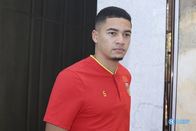 媒体人:蒋光太有极大可能在夏窗离开广州队