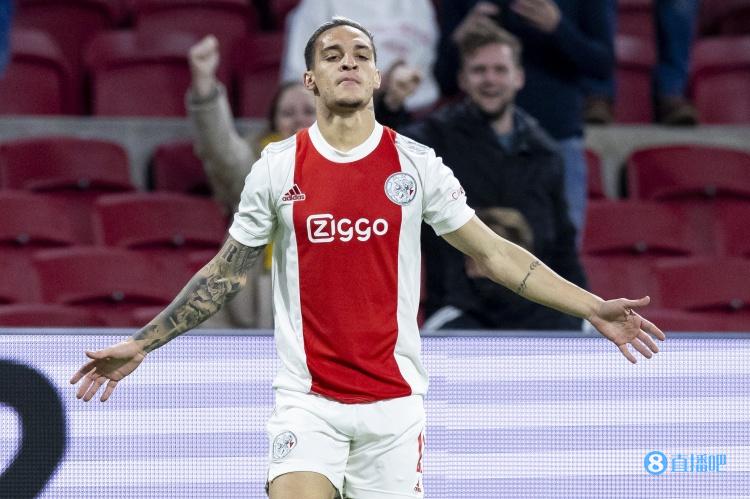 记者:曼联锋线引援的头号目标仍是安东尼