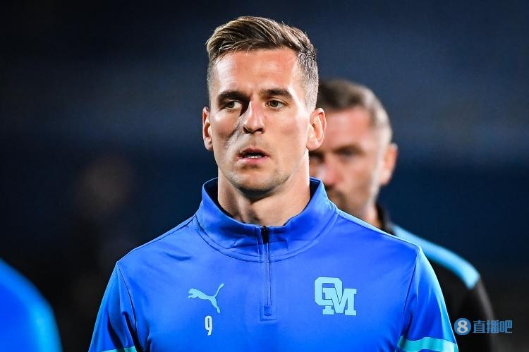 记者:尤文考虑引进米利克,让其担任弗拉霍维奇的替补