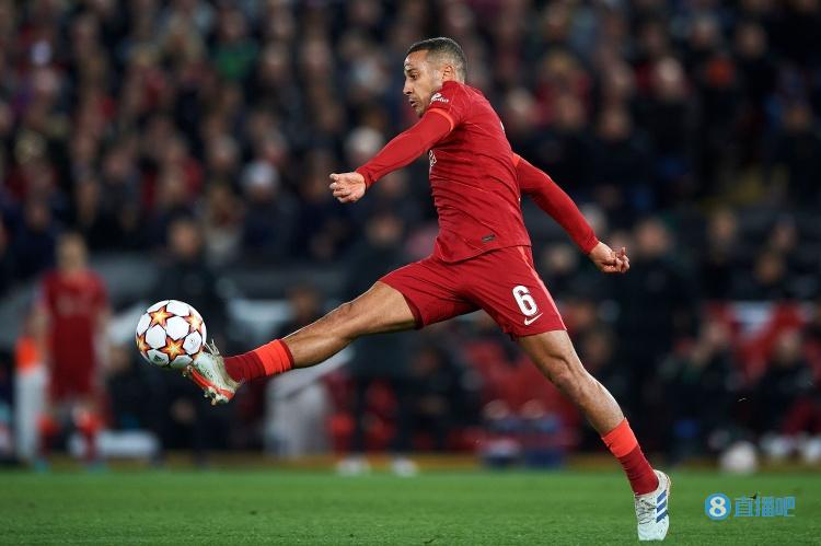 TA:蒂亚戈腿筋受伤预计缺席六周,将无缘出战曼联