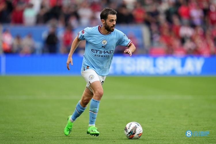 加泰电台：B席希望加盟巴萨，但巴萨必须要先出售球员