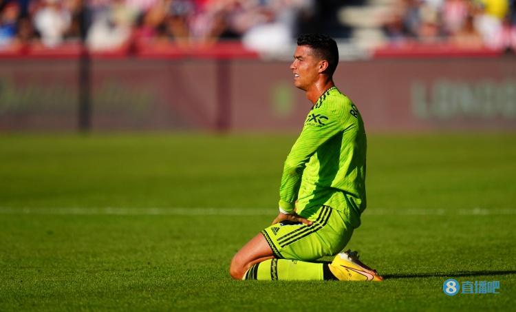 记者：当曼联威胁C罗要终止合同时，我认为这正是C罗希望看到的