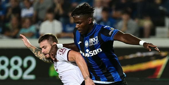 马甸尼赏识M.奥高利