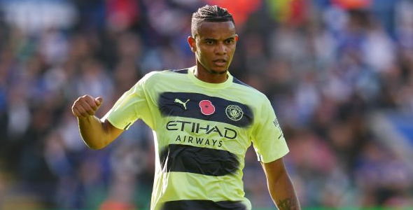 阿简治当选曼城十月最佳