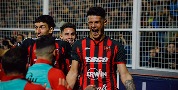 帕托拿图盼连「根」拔起