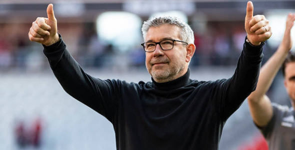 柏林联与U.费斯卓续约