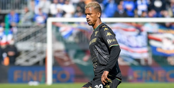 墨尔本胜利签下兰尼