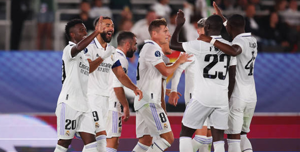 皇马完胜法兰克福夺欧超杯