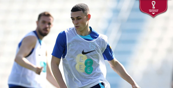 菲尔.科顿或正选战伊朗