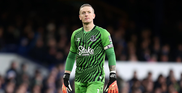 英超三强觊觎J.比克福特