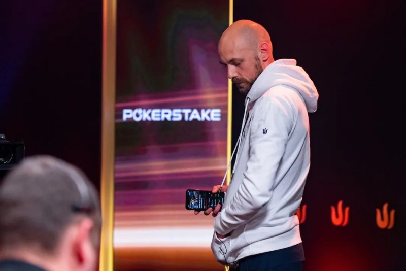 【EV扑克】大光头遭遇2023年最大的奖励圈泡沫,35万刀就这样没了