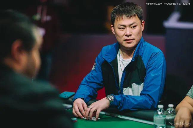 【EV扑克】WSOP | 2.5K锦标赛天津选手徐强领跑11强,金手链越来越近了