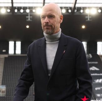 大发体育-打谁脸!C罗11场12球领跑射手榜=滕式曼联11轮全队,大发助力你的致富之路!