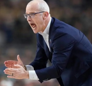 迈博体育:赫尔利拒湖人6年7000万美元报价 留守康大