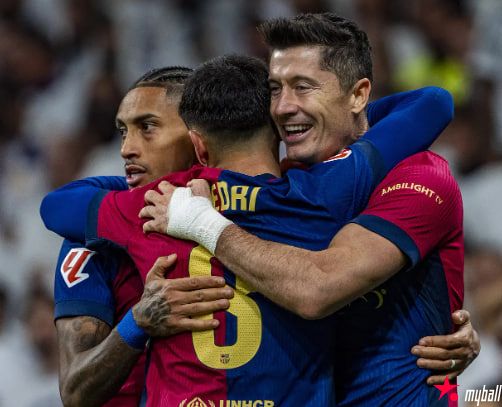 大发体育-西甲-莱万2分钟2球拉菲尼亚传射 皇马主场0-4巴萨,大发助力你的致富之路!