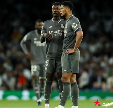 迈博体育：欧冠-赖斯任意球双响+伤退卡马文加染红