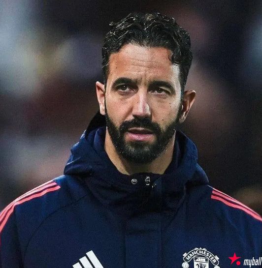 大发体育-阿莫林又要买旧部：4000万报价昔日中场，曼联转，大发助力你的致富之路！