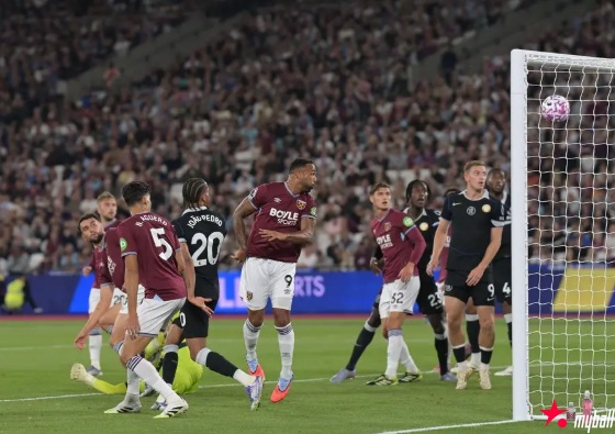 迈博体育 佩德罗1射2传恩佐破门 切尔西5-1西汉姆取赛季首胜