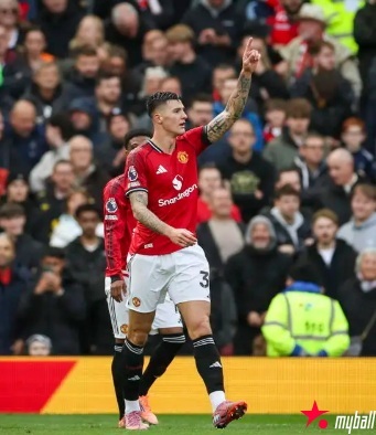 大发体育- 观战台：利物浦大战曼联+拜仁火拼多特，大发助力你的致富之路！