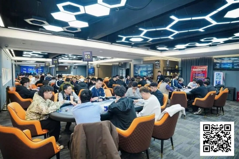 【EV扑克】麒麟竞技迎春赛 | A组131人参赛，阿玮449500记分牌领跑