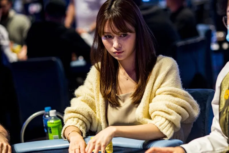 【EV扑克】AA撞上四条,19年童话同日落幕:两位WSOP冠军悲情告别WSOPE主赛