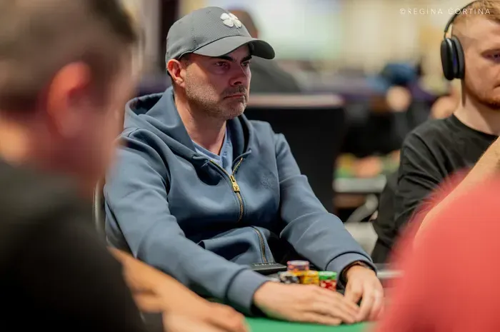 【EV扑克】AA大战两家KK打出数百BB巨池,一人神弃牌保住筹码 |2026 WSOP主赛