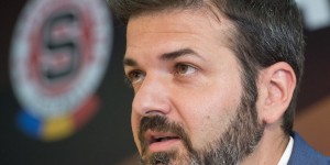 <?php the_title(); ?>