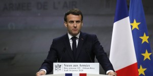 <?php the_title(); ?>