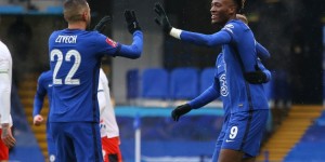 <?php the_title(); ?>